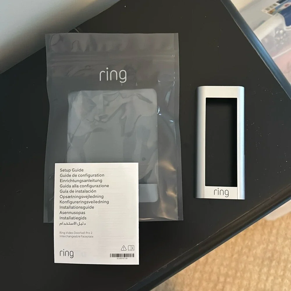 Ring Video Doorbell Pro 2 interchangeable face plate - Silver -new
